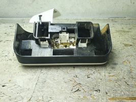 Renault Master III Lampka podsufitki tylna 8200113205B