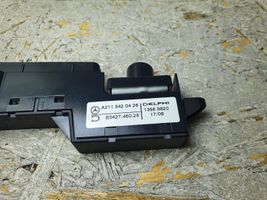 Mercedes-Benz CLS C219 Indicador selector de marchas A2115420426