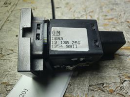Opel Signum Alarm switch 13138256