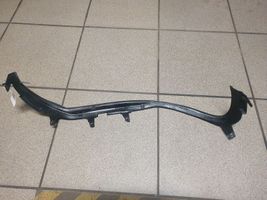 Volvo V70 Moulure sous phares 89002982