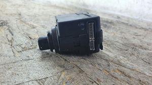 Volvo XC90 Element lampy przedniej 