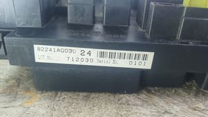 Subaru Legacy Set scatola dei fusibili 82241AG030