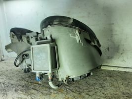 Mercedes-Benz CLK A208 C208 Lampa przednia 147551