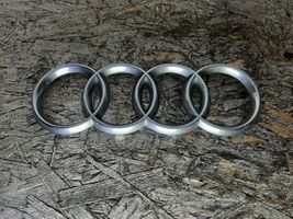 Audi A4 S4 B5 8D Mostrina con logo/emblema della casa automobilistica 8D0853605