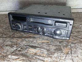 Volkswagen II LT Panel / Radioodtwarzacz CD/DVD/GPS 2D0035160A