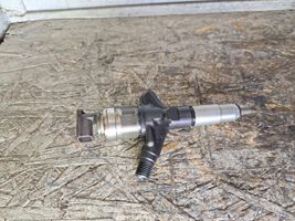 Subaru Forester SG Injecteur de carburant 16613AA030