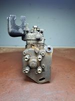 Volkswagen Jetta I Fuel injection high pressure pump 068130107J