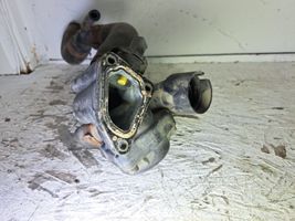 Audi A3 S3 A3 Sportback 8P Termostat / Obudowa termostatu 022121121E