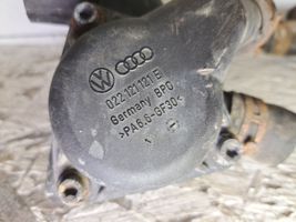 Audi A3 S3 A3 Sportback 8P Termostat / Obudowa termostatu 022121121E