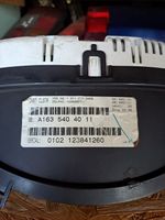 Mercedes-Benz ML W163 Tachimetro (quadro strumenti) A1635404011