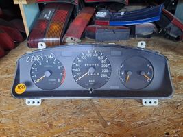 Toyota Carina T190 Compteur de vitesse tableau de bord 88481622