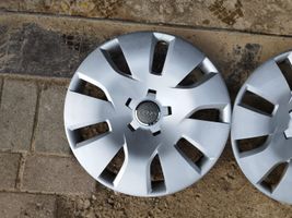 Audi A6 S6 C6 4F R16 wheel hub/cap/trim 8K0601147