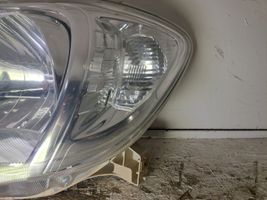 Toyota Hilux (AN10, AN20, AN30) Lampa przednia 
