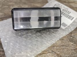 Toyota Land Cruiser (J120) Lampa oświetlenia tylnej tablicy rejestracyjnej 8127160332