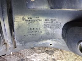 Dodge VAN RAM Galinis žibintas kėbule BP55076732