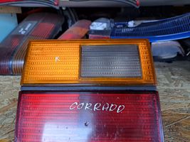 Volkswagen Corrado Lampy tylnej klapy bagażnika 535945107