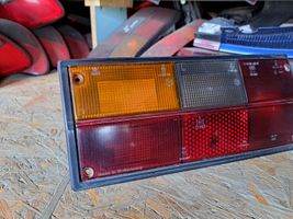 Volkswagen Transporter - Caravelle T2 Lampa tylna 251945111H