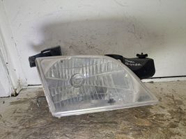 Opel Sintra Lampa przednia 16521698A