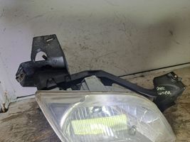 Opel Sintra Lampa przednia 16521698A