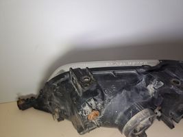 Honda CR-V Lampa przednia 0337607