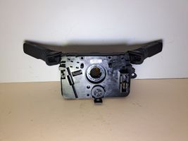 Opel Zafira B Leva/interruttore dell’indicatore di direzione e tergicristallo 13236784