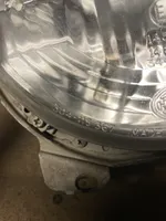 Volkswagen I LT Lampa przednia 304115367