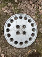 Alfa Romeo 33 R13 wheel hub/cap/trim 132318