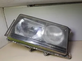 Mercedes-Benz 406 608 Lampa przednia 3018201661