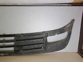 Ford Mondeo MK I Kratka dolna zderzaka przedniego 93BB17B968BB