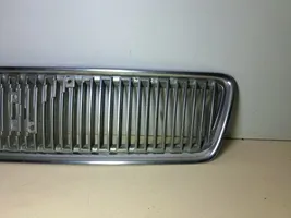 Volvo S40, V40 Grille de calandre avant 30803302