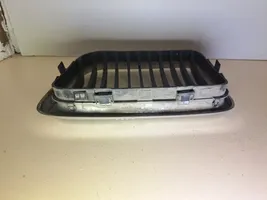 BMW 3 E36 Grille de calandre avant 51138195094