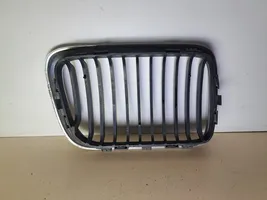 BMW 3 E36 Grille de calandre avant 51138195093