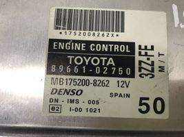 Toyota Corolla E120 E130 Moottorin ohjainlaite/moduuli 8966102750