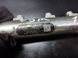 Opel Signum Kraftstoffverteiler Einspritzleiste Verteilerrohr 0445214095