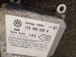 Volkswagen Bora Oro pagalvių valdymo blokas 1C0909605A