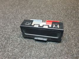 Renault Clio II Monitori/näyttö/pieni näyttö P8200028364A