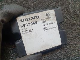 Volvo S70  V70  V70 XC Inne komputery / moduły / sterowniki 8637065