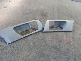 Toyota Avensis T250 Altro elemento di rivestimento della portiera anteriore 6761505020