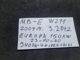 Mercedes-Benz E W211 Rivestimento montante (C) A2116900925
