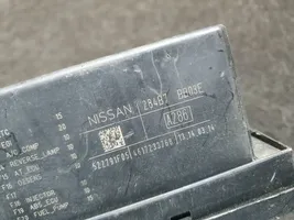 Nissan Qashqai Saugiklių blokas 284B7BB03E