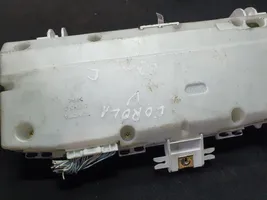 Toyota Corolla Verso E121 Compteur de vitesse tableau de bord 8380013150