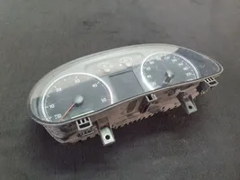 Volkswagen Polo IV 9N3 Speedometer (instrument cluster) 6Q0920821E