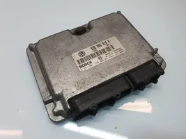 Volkswagen PASSAT B5 Engine control unit/module 038906018P