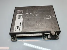 Renault 19 Calculateur moteur ECU S100813101F