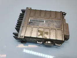 Audi 80 90 S2 B4 Sterownik / Moduł ECU 893907383B