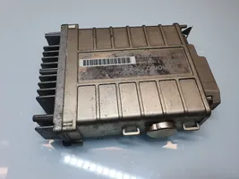 Audi 80 90 S2 B4 Calculateur moteur ECU 893907383B