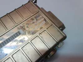 Volkswagen Golf II Sterownik / Moduł ECU 893907383A