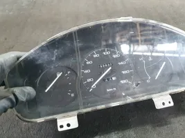 Mazda 121 Geschwindigkeitsmesser Cockpit 769118890