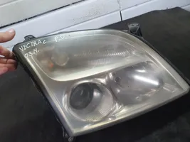 Opel Vectra C Lampa przednia 15588800