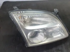 Opel Vectra C Lampa przednia 15588800